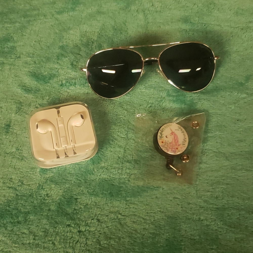 Accessory Lot